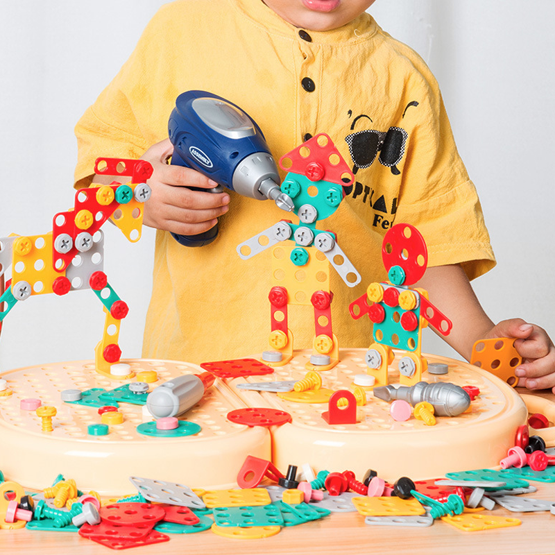 CreateBox™ - Kreatives Spielzeug für Kinder, das Fantasie und Fähigkeiten fördert