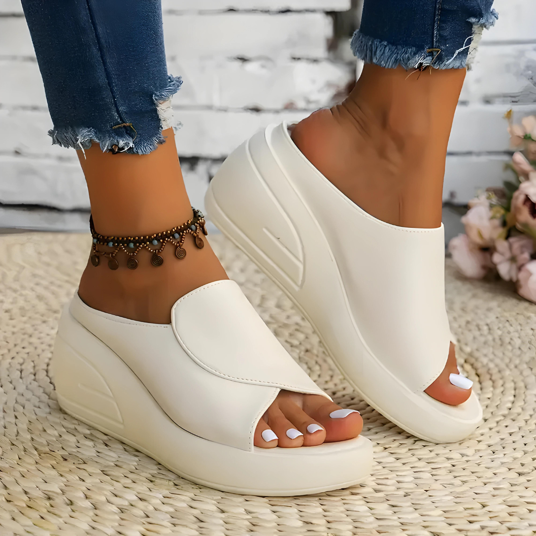 Cloud™ - Ultrabequeme orthopädische Sandale für Damen