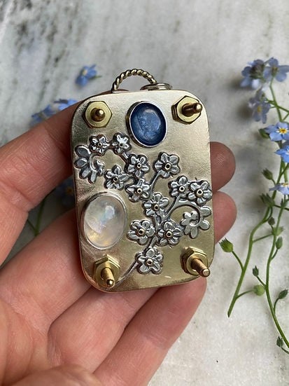 FloraLock™ Micro Press — Verwandle Vergängliche Blüten in Zeitlose Schätze