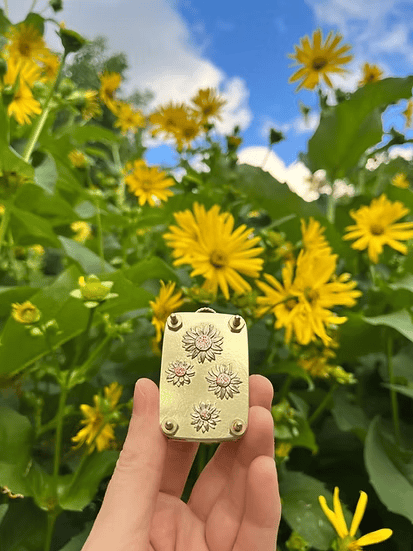 FloraLock™ Micro Press — Verwandle Vergängliche Blüten in Zeitlose Schätze