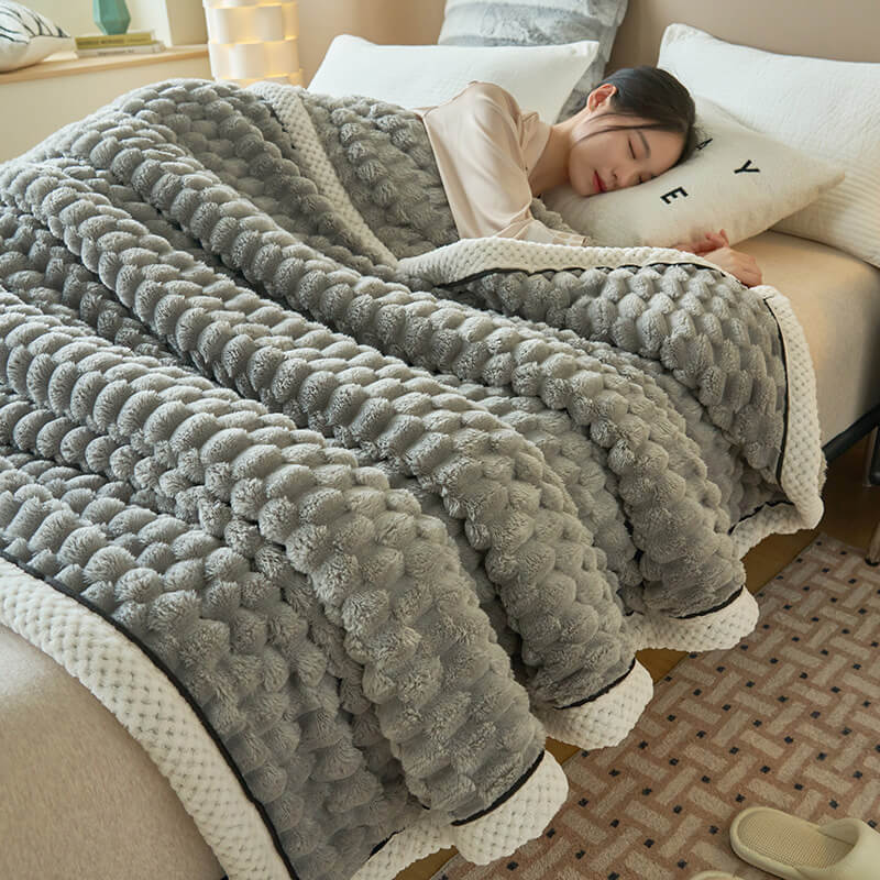 CozyFlanell™ - Warme, dicke Flanelldecke