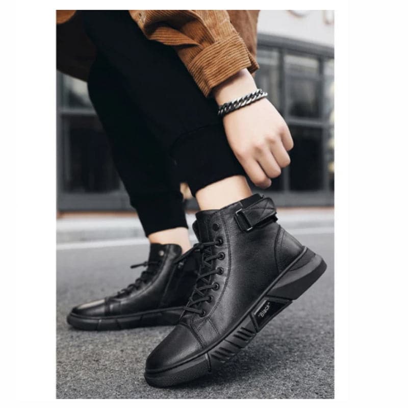 Brogan™ - Schwarze warme Lederstiefel
