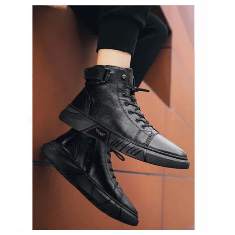 Brogan™ - Schwarze warme Lederstiefel