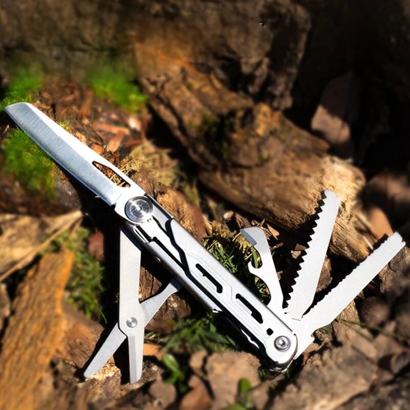 AdventureTech™ - Die ultimative Ausrüstung für jeden Outdoor-Enthusiasten!