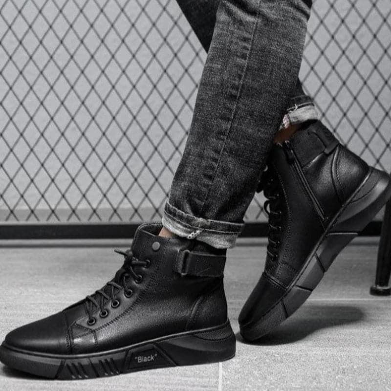 Brogan™ - Schwarze warme Lederstiefel