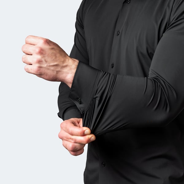 The Apex Shirt™ — Beweg dich frei, bleib frisch, meistere jeden Moment