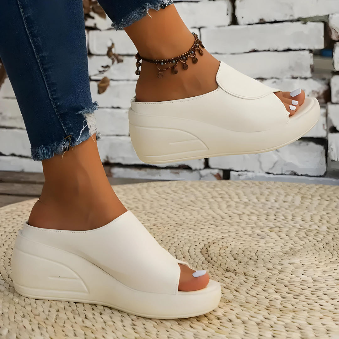 Cloud™ - Ultrabequeme orthopädische Sandale für Damen