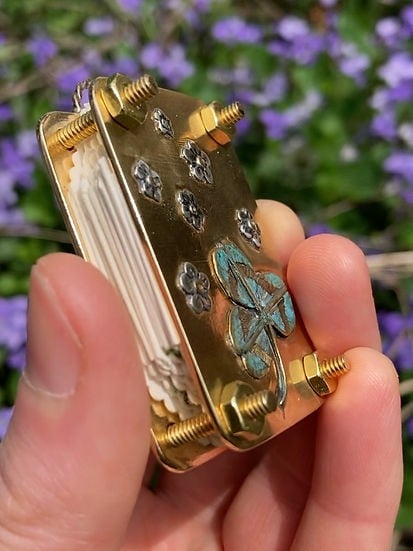 FloraLock™ Micro Press — Verwandle Vergängliche Blüten in Zeitlose Schätze