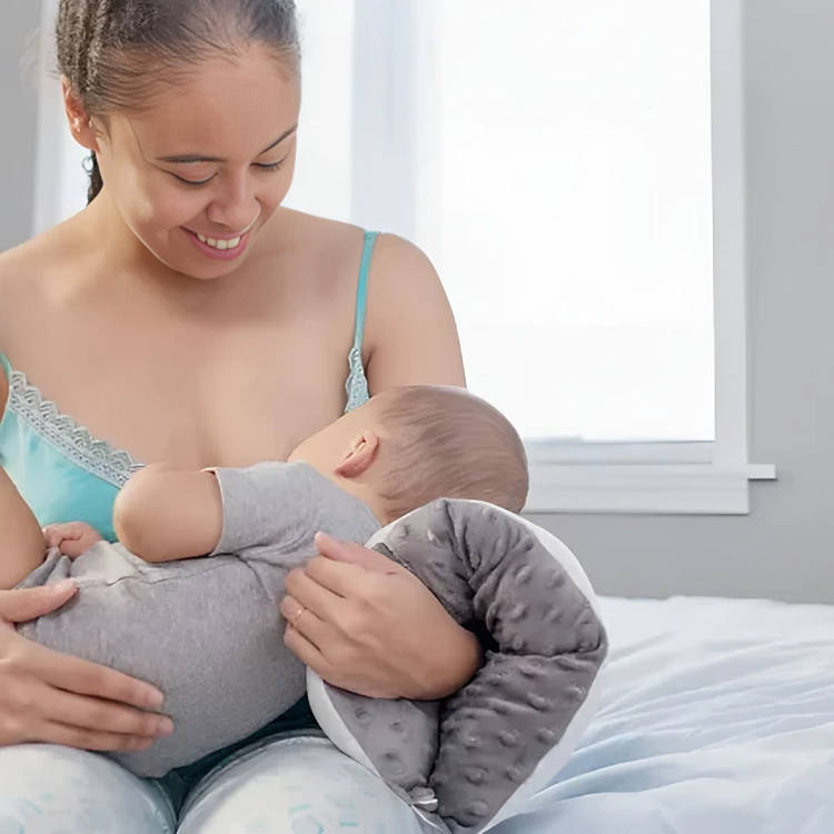 1+1 GRATIS | ComfortCradle™ — Arm Schmerzen lindern und jede liebevolle Fütterung genießen