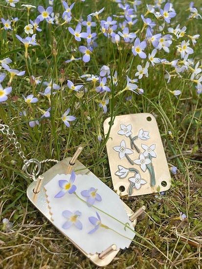 FloraLock™ Micro Press — Verwandle Vergängliche Blüten in Zeitlose Schätze