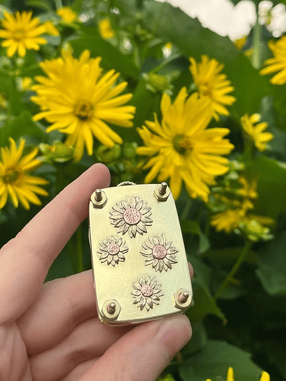 FloraLock™ Micro Press — Verwandle Vergängliche Blüten in Zeitlose Schätze