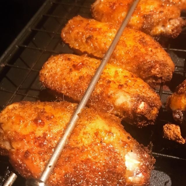 1+1 GRATIS | Wing Rails™ — Perfekte Grillflügel jedes Mal, mühelos