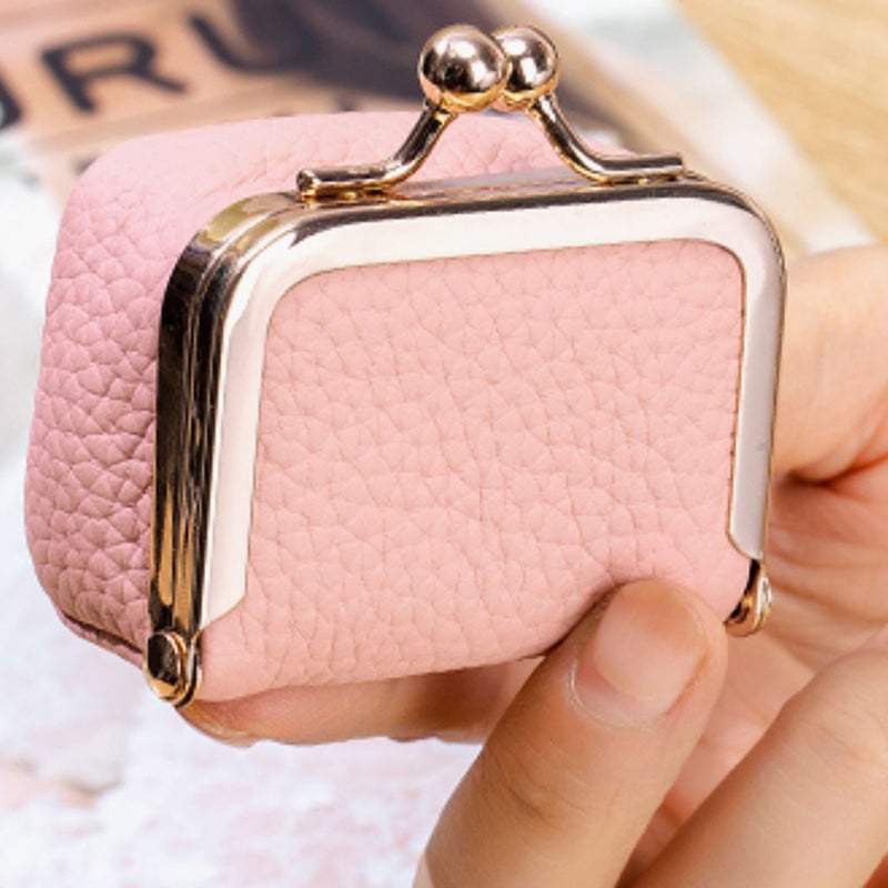 LuxeTrove™ — Eleganter Leder-Tresor, der Ihre Schätze überall sicher verwahrt