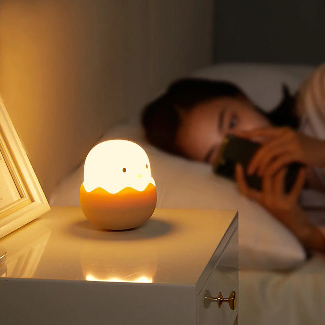 Eierförmige Nachttischlampe für Kinder